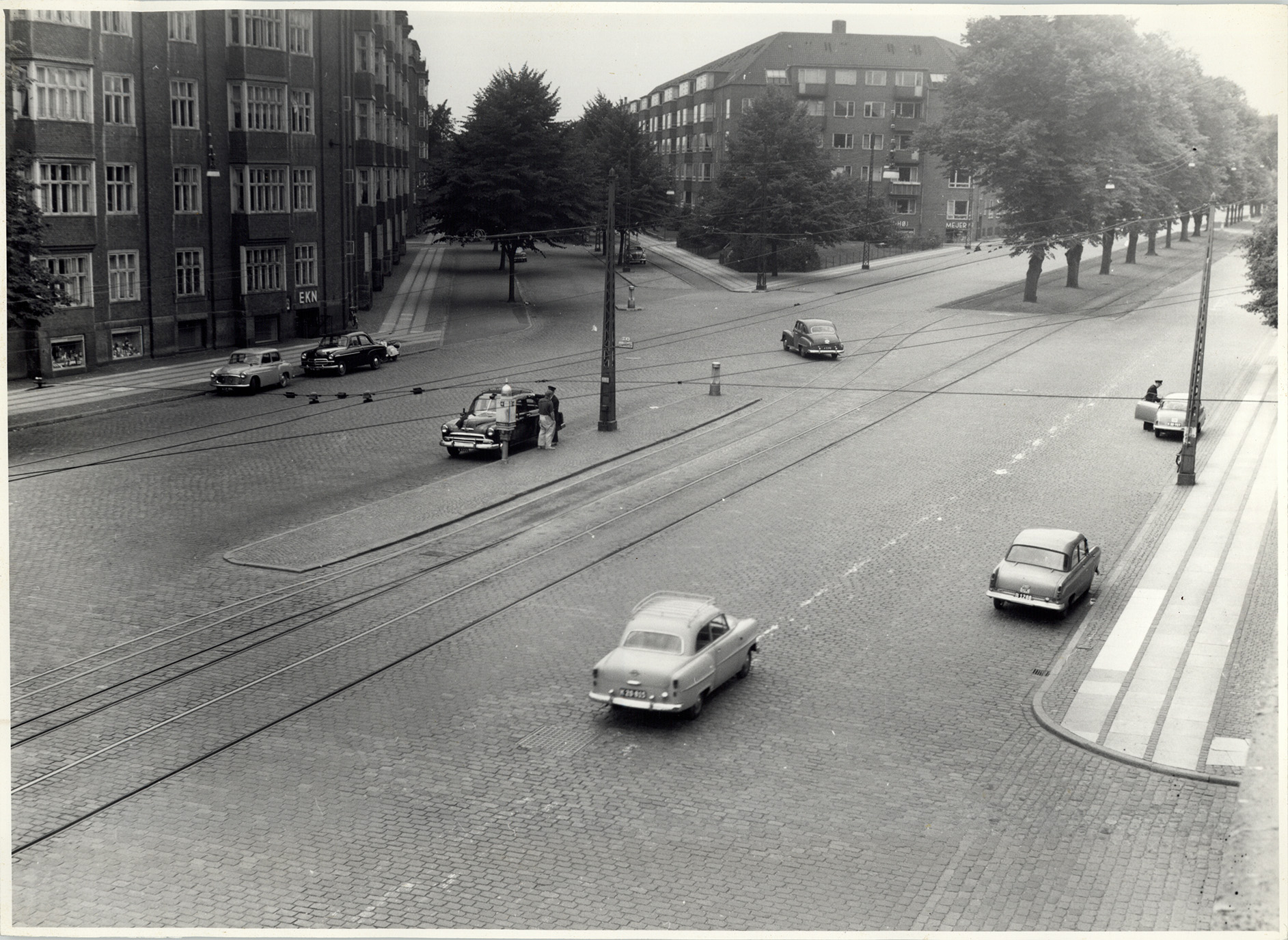 1957-07-30 Borgmester Jensens alle set fra Jagtvej - Stadsingeniørens fotosamling - Negativ 2303